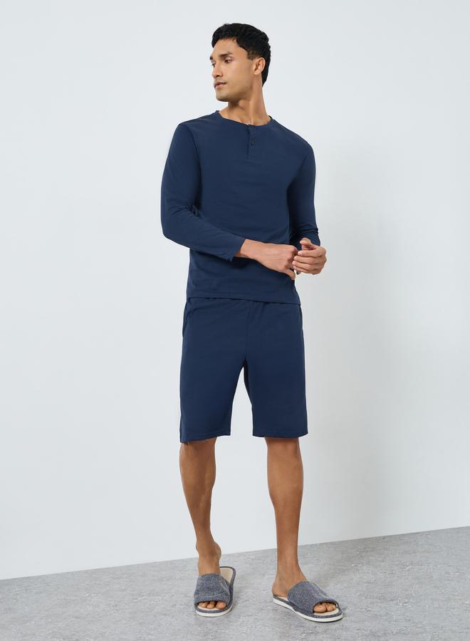 ستايلي طقم بيجاما من شورت وتيشيرت بأكمام طويلة - Image 1